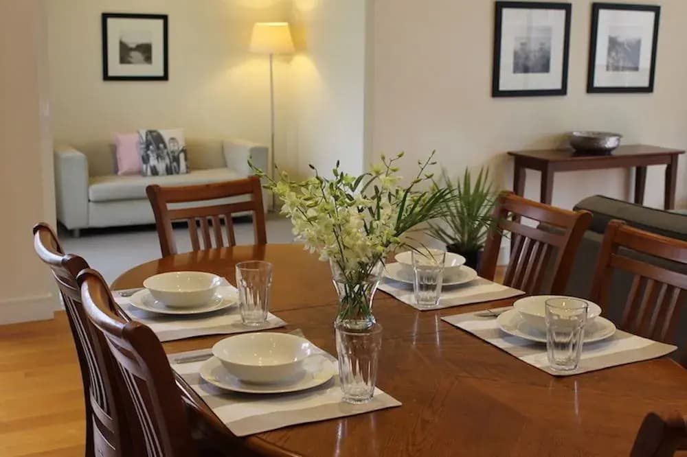 Balcombe Apartments - photo 18