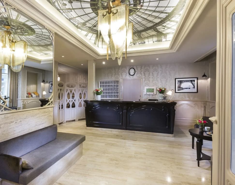 Grand Hotel des Balcons - photo 2