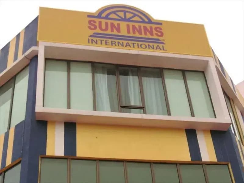 Sun Inn Hotel Pasir Penambang KS Botanic - photo 9