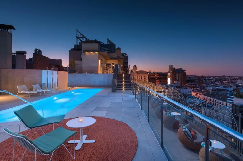Aloft by Marriott Madrid Gran Via - photo 16