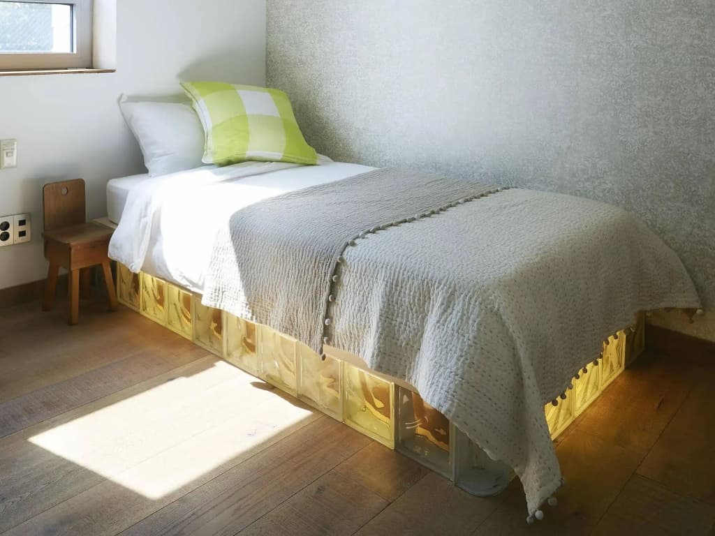 A House - photo 4