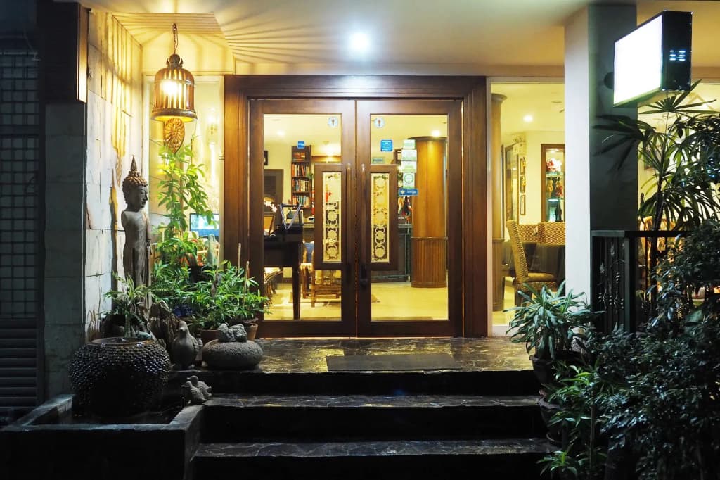 Baan Sukhumvit Soi 18 - main photo