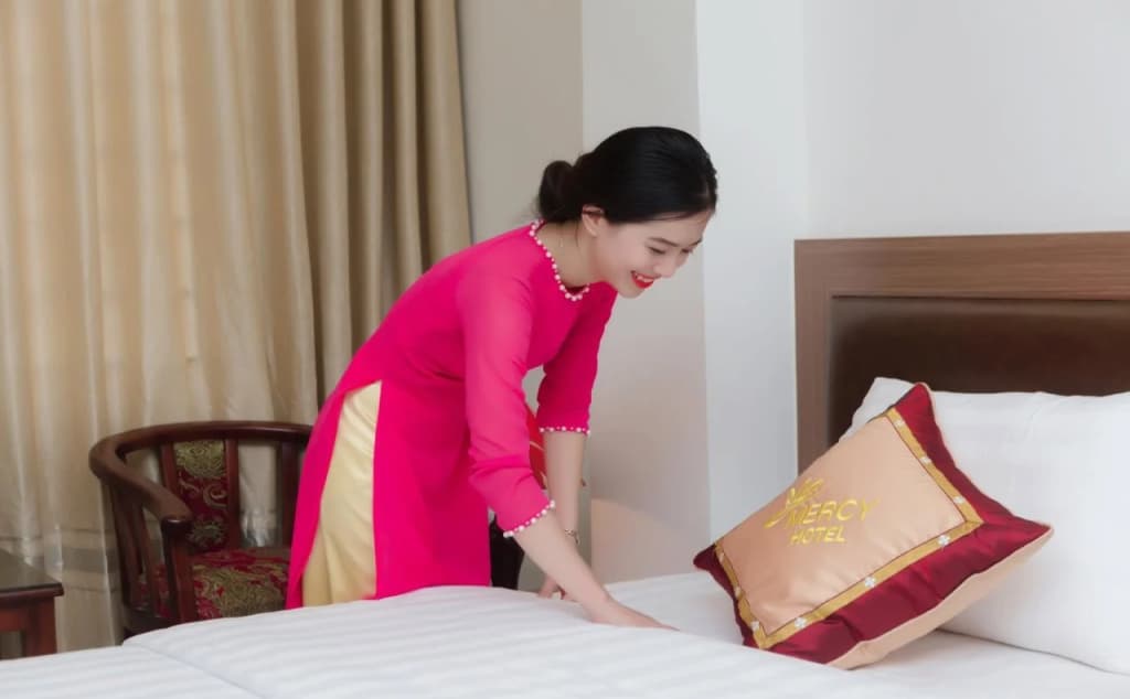 Mercy Hotel - photo 12