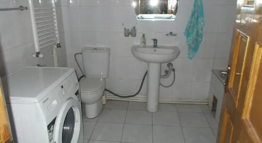 Mamuka Guest House - photo 7