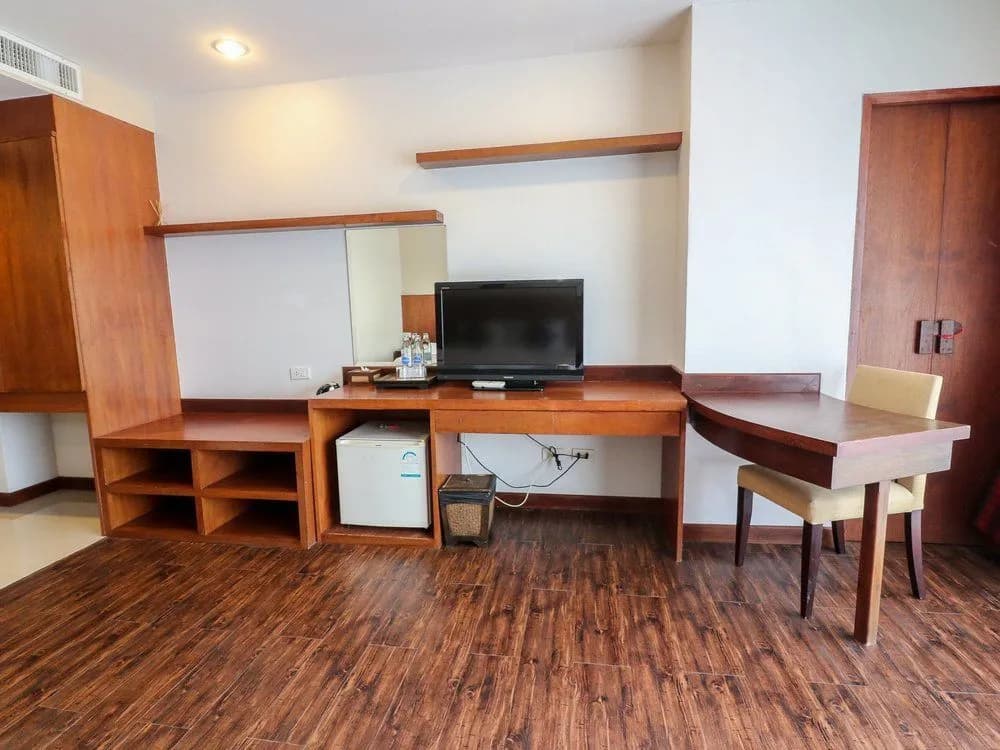 Nida Rooms Turquoise Blue Patong - photo 4