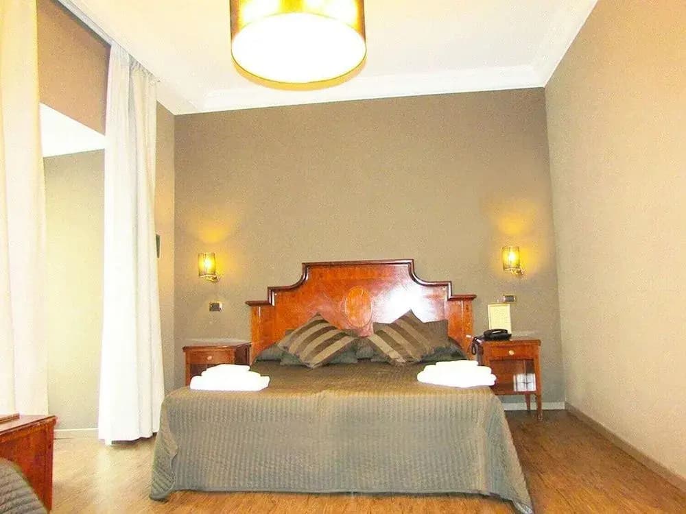 Vatican Top Accommodation - photo 2