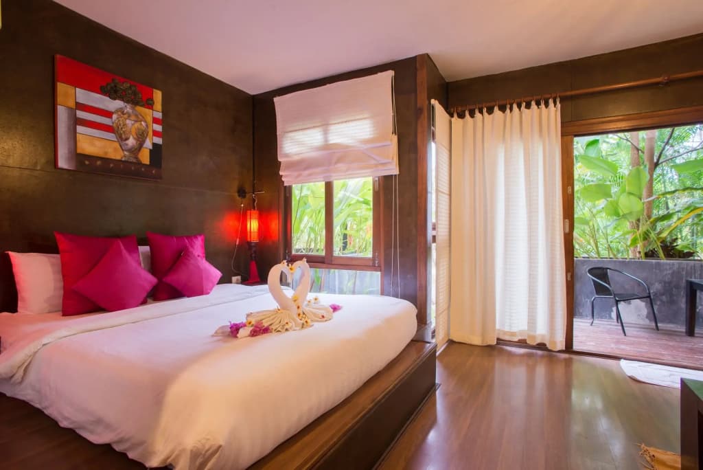B52 Beach Resort - photo 4