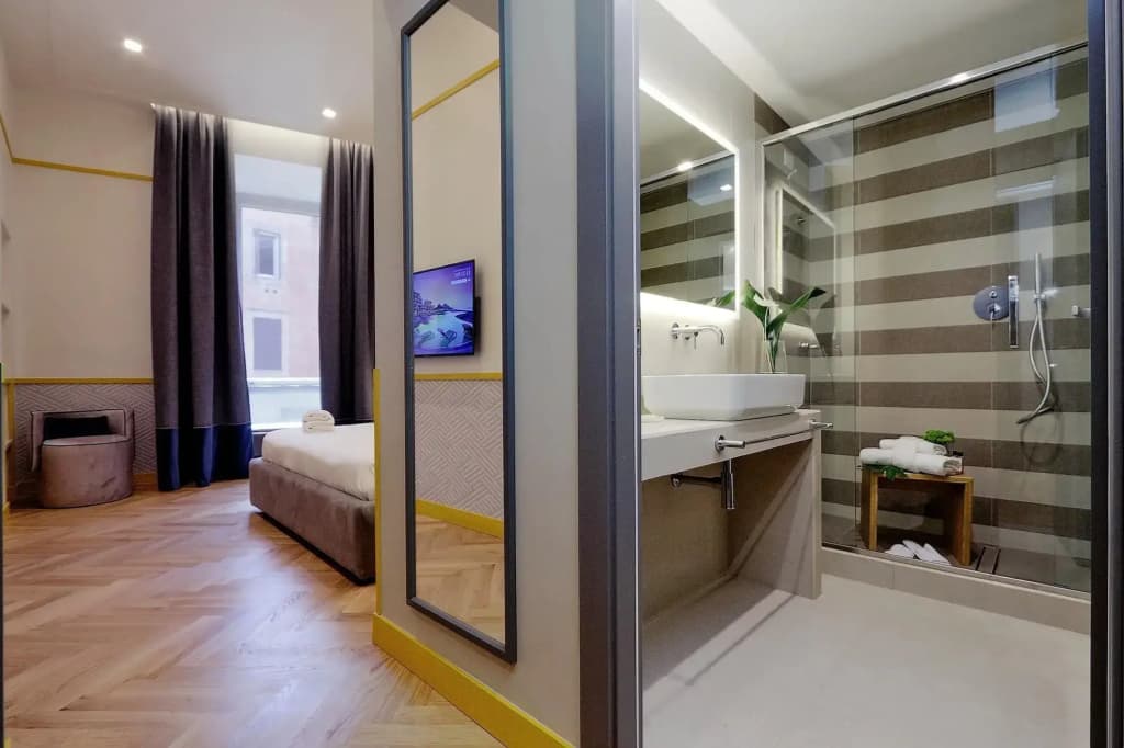 Roma Five Suites - photo 2
