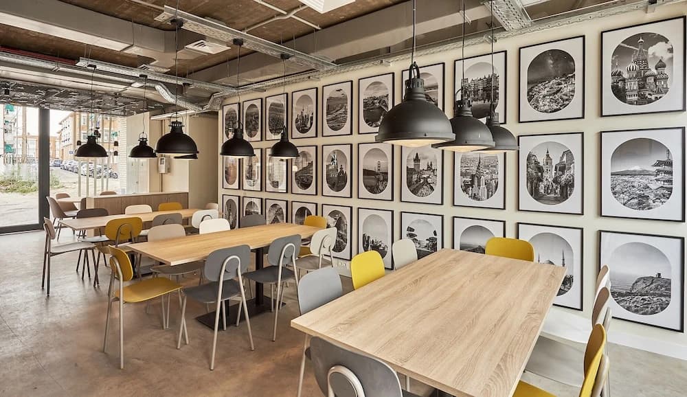 HostelFly Madrid Airport - photo 22