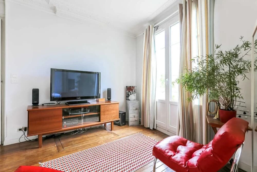 Spacious & Bright Apartment for 2 in Faidherbe/nation - photo 6