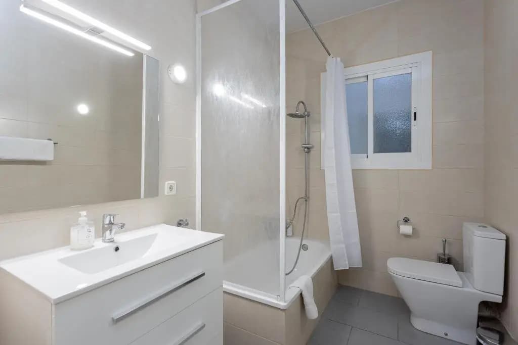 Sport design 3 bedroom - photo 8