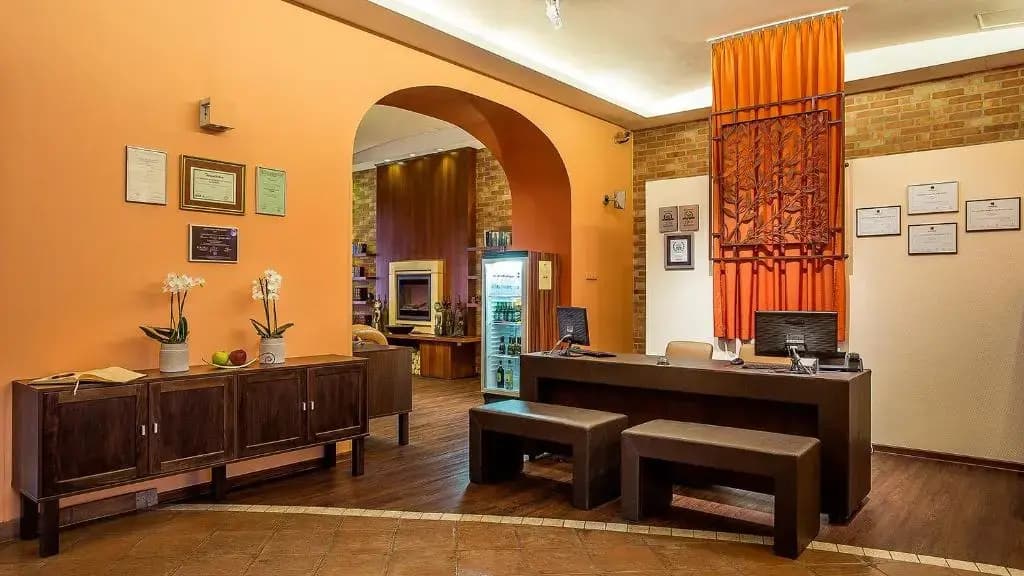Mamaison Residence Izabella Budapest - photo 27