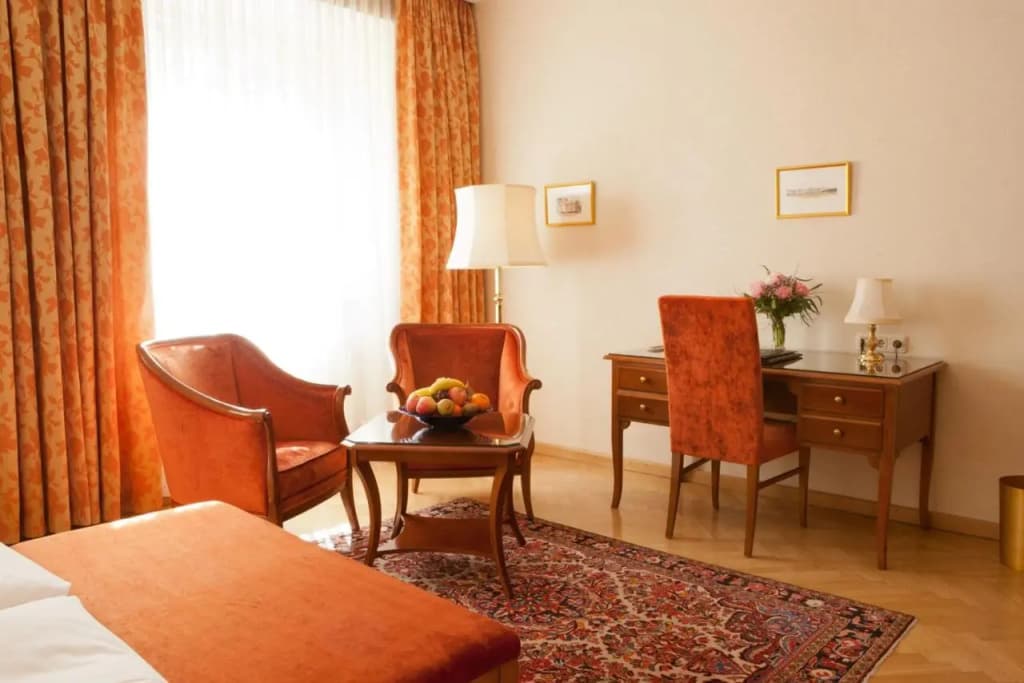 Hotel Kaiserin Elisabeth - photo 17
