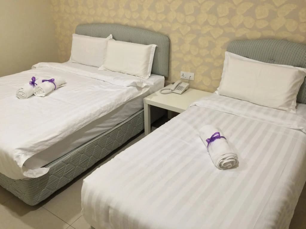 Victory 3 Hotel - photo 2