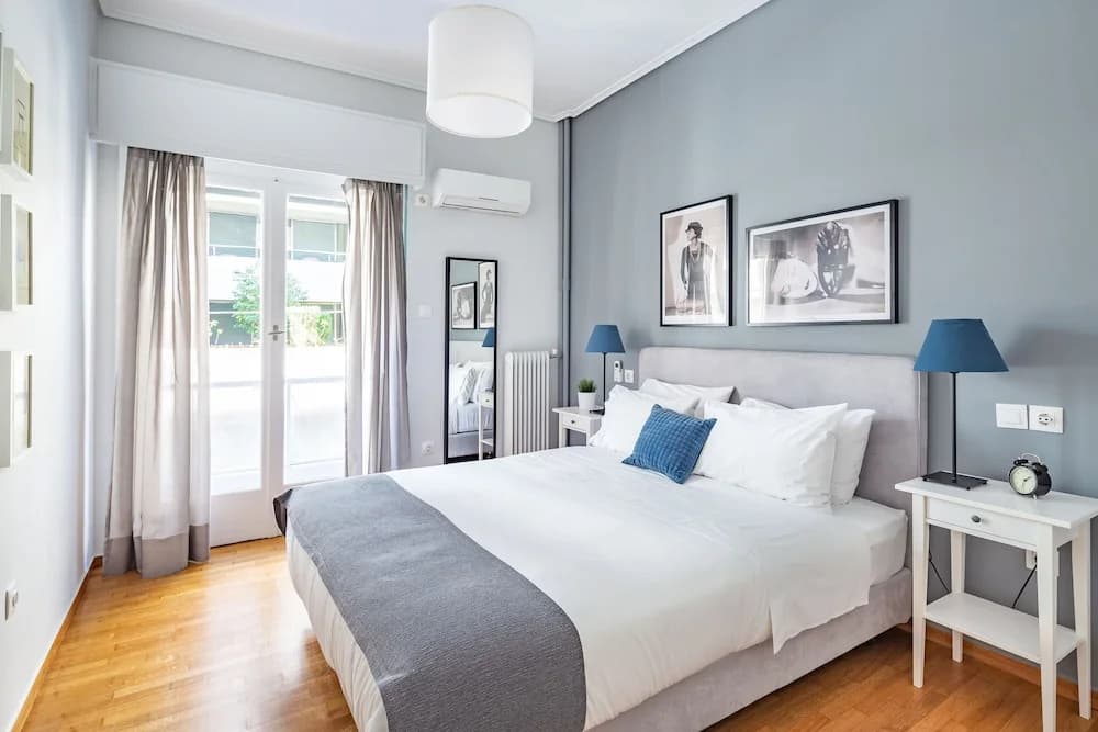 UPSTREET Modern Downtown Flat -Acropolis - photo 1
