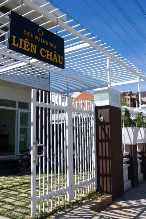 Chau Plus Homestay - photo 16