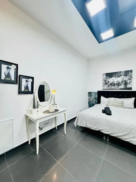 Stylish Studio Apt Near Rathausplatz - photo 2