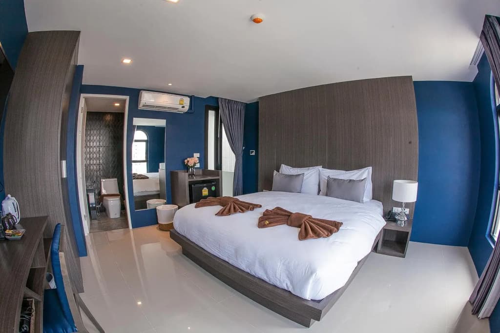 The Seens Hotel - photo 4