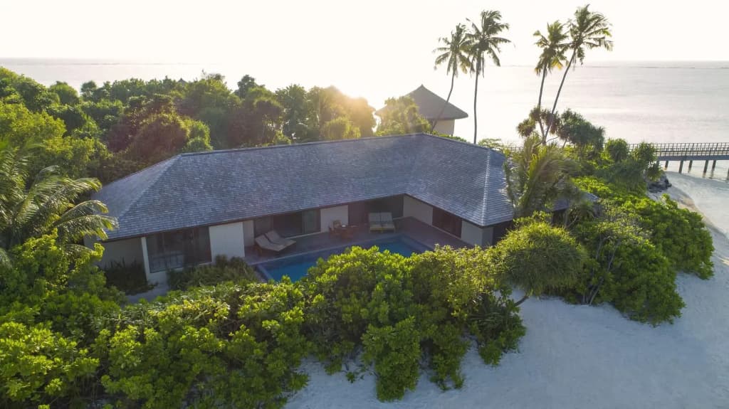 The Residence Maldives at Dhigurah Hotel - photo 36