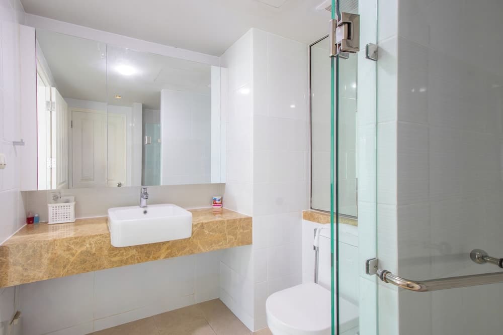 Dwija Hotel & Suite - photo 11