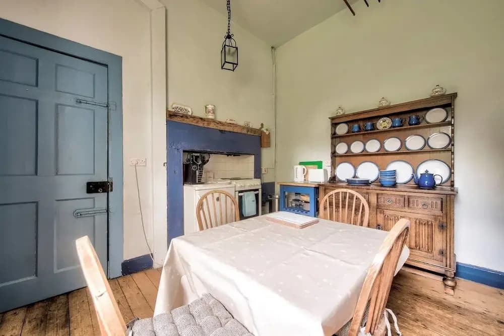 Authentic Georgian 3 Bed Smugglers Cottage - photo 14