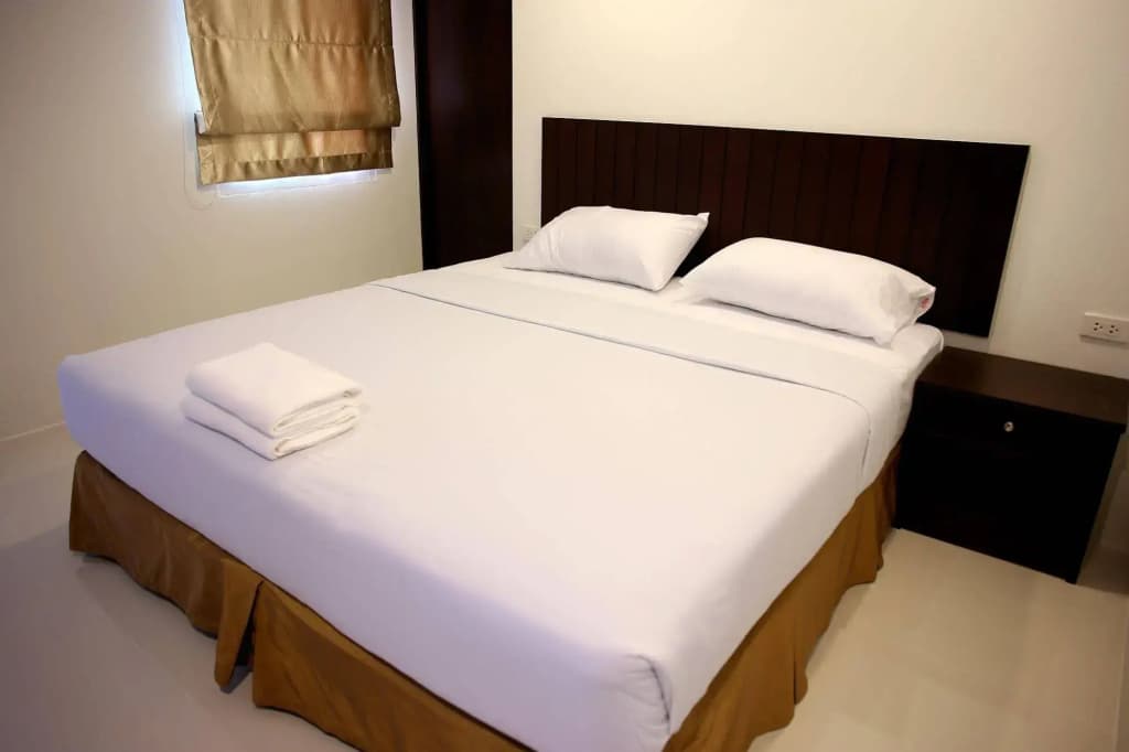 Sunshine Hostel Hua Hin - photo 7