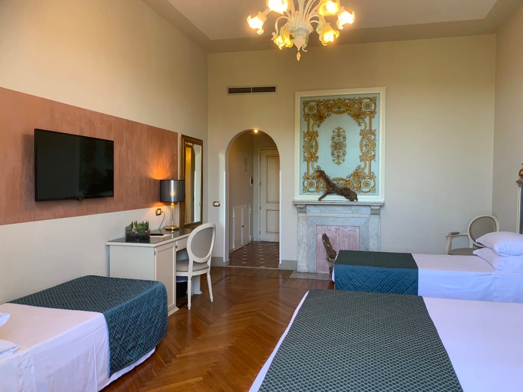 Hotel Donatello - photo 21