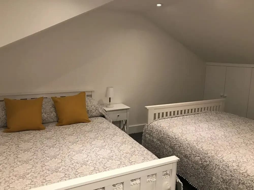 Warwick Avenue - photo 45