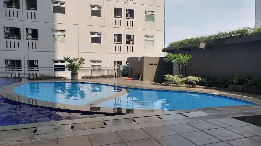 Comfortable 2BR Green Pramuka Apartment - photo 9