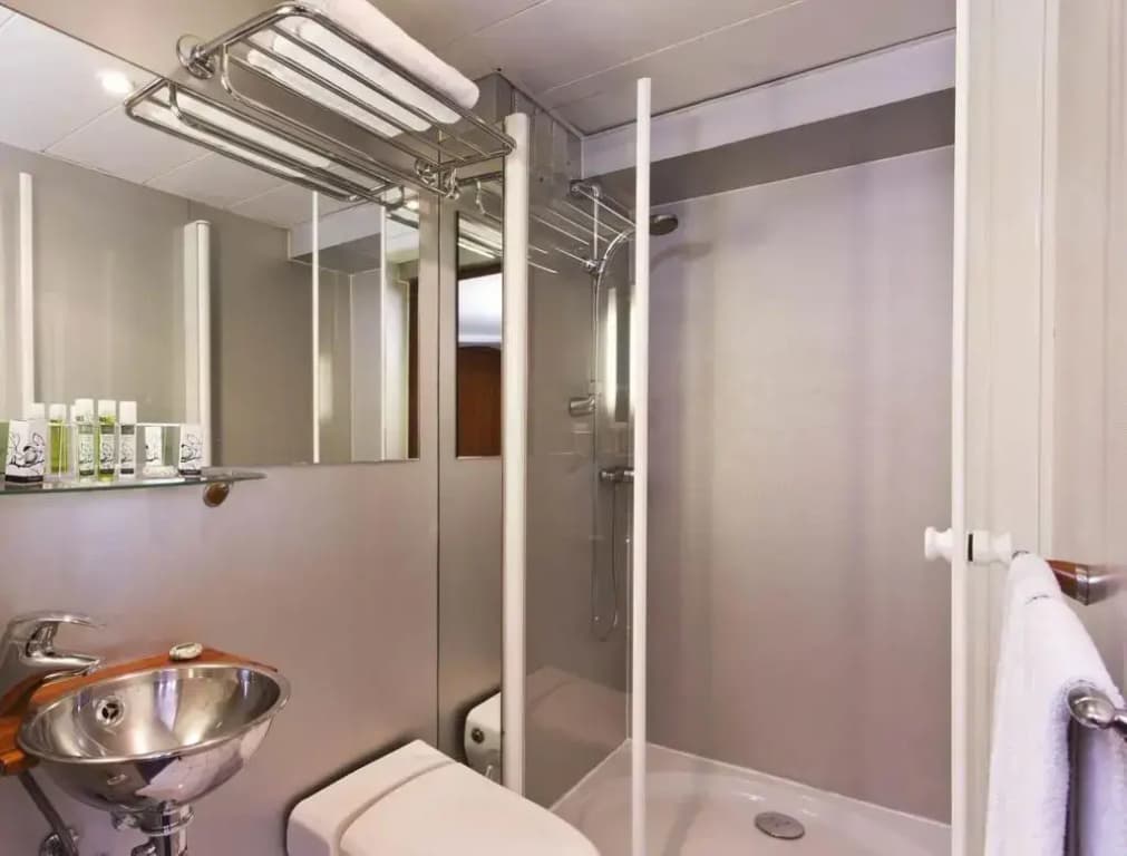 VIP Paris Yacht Hotel - photo 7