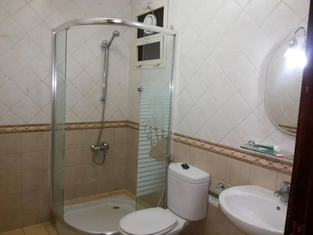 Gulf Hotel Apartment - photo 9