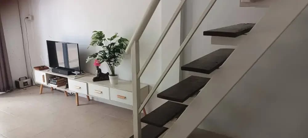 Beach Front Duplex Home for 4-6 People - photo 7
