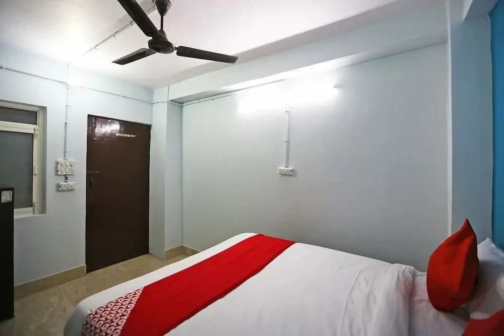 Dimpy House by OYO Rooms - photo 4