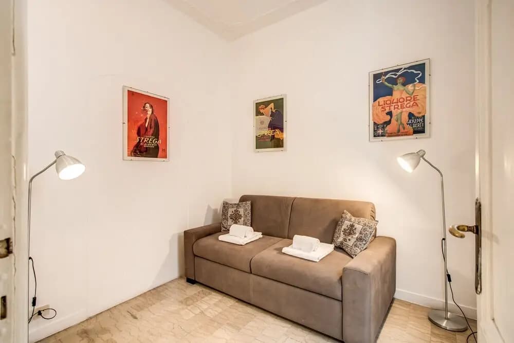 Step Spanish Apartment with Terrace - photo 11