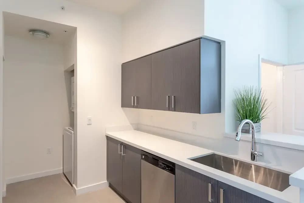 The Outpost Miami Apartments - photo 23