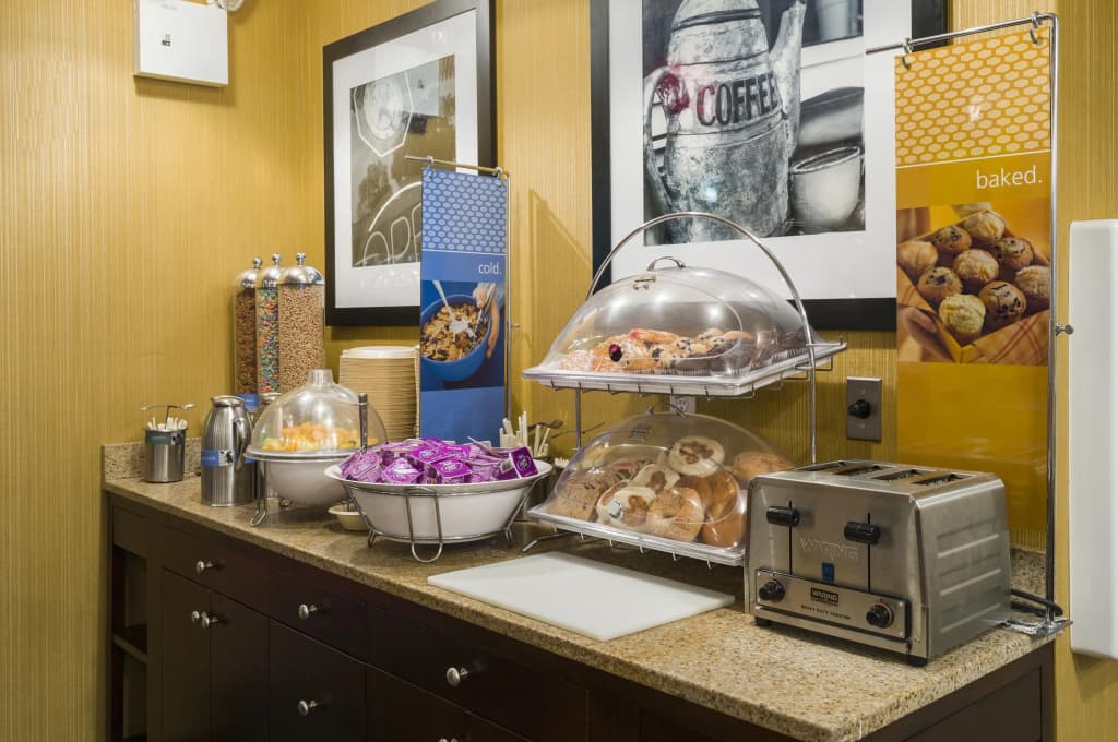 Hampton Inn Manhattan Seaport Financial District - photo 14