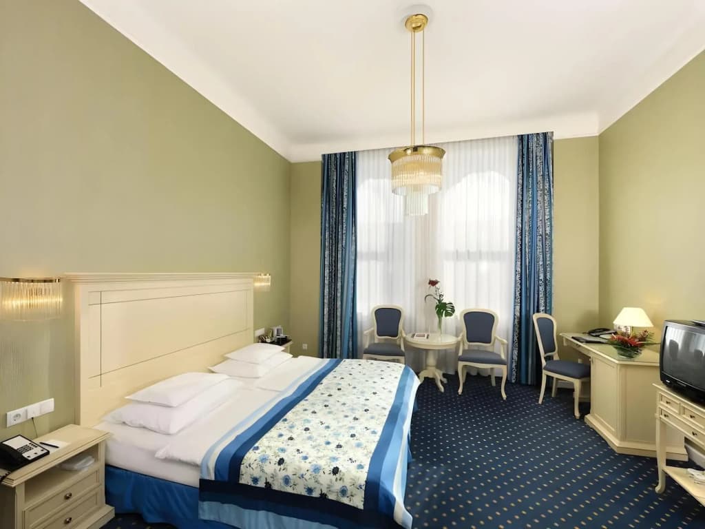 Hotel De France - photo 18