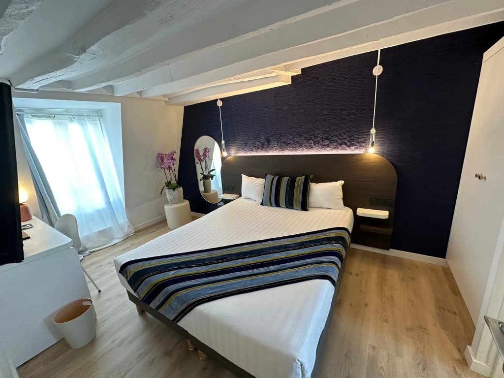 Opera Deauville Hotel - photo 4