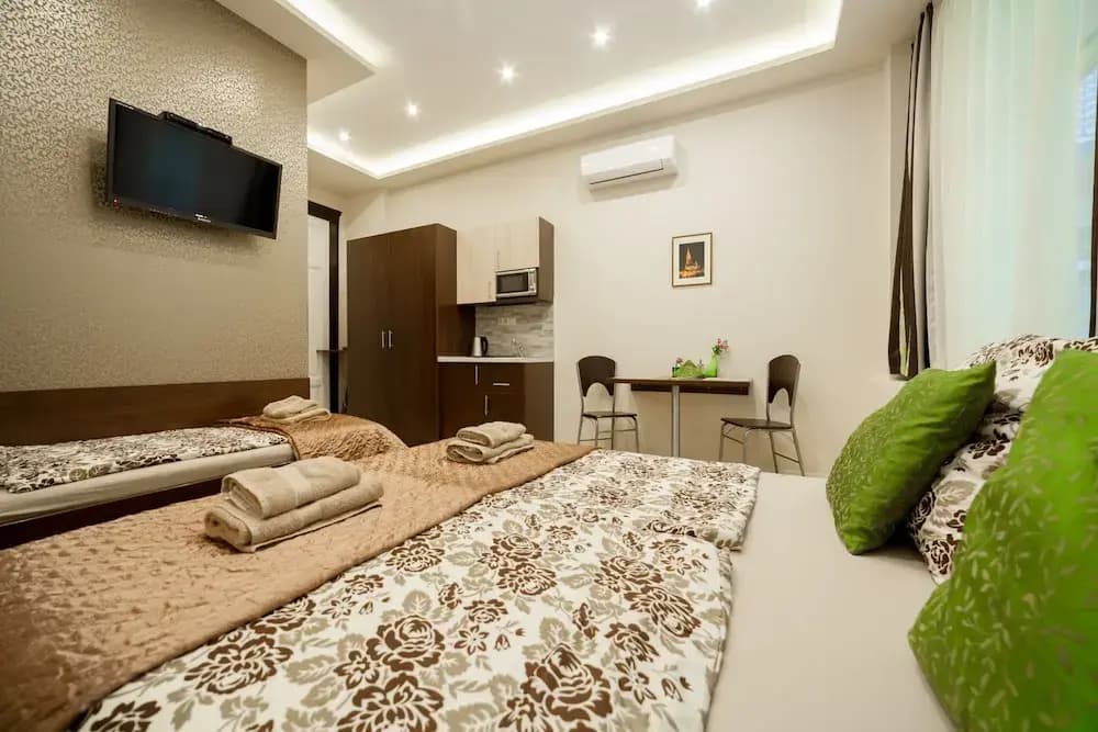 Budapest Holidays Apartments - photo 3