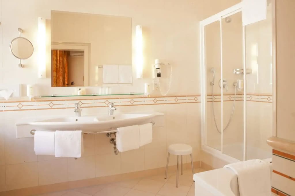 Hotel Kaiserin Elisabeth - photo 8