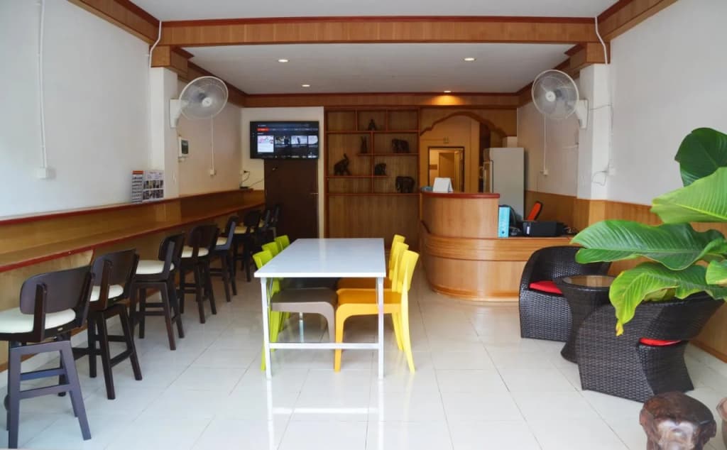Chang Hostel - main photo