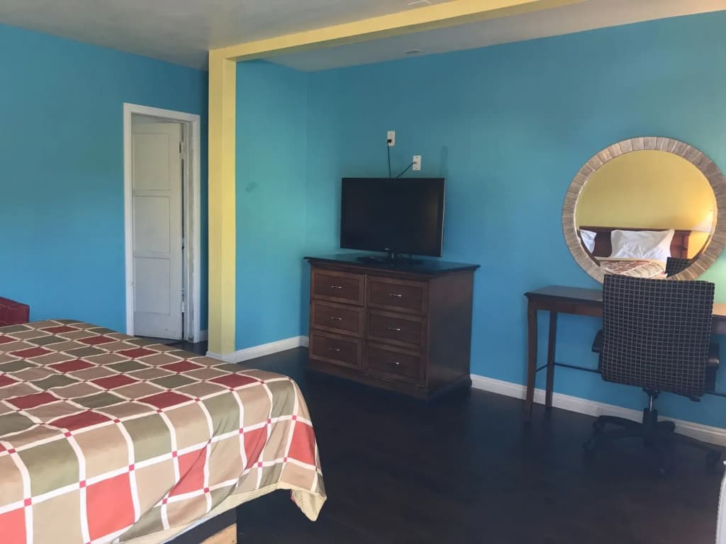 Cornett Motel - photo 6