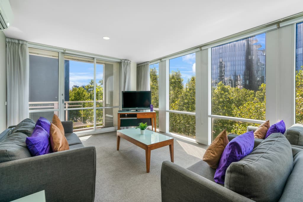 Park Regis Griffin Suites - photo 7