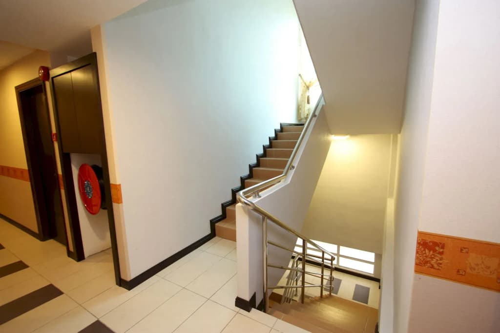 1 City Hotel - photo 13