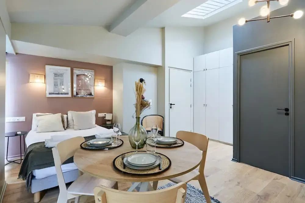 Charming Studio Center of Paris With AC - photo 3