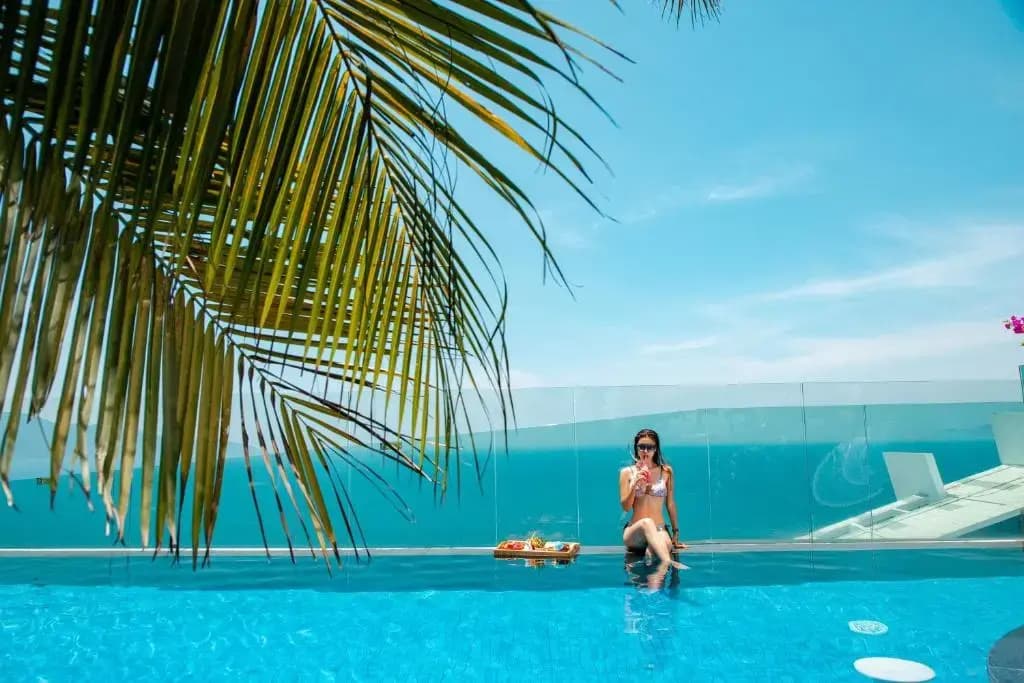 Sala Danang Beach Hotel - photo 17