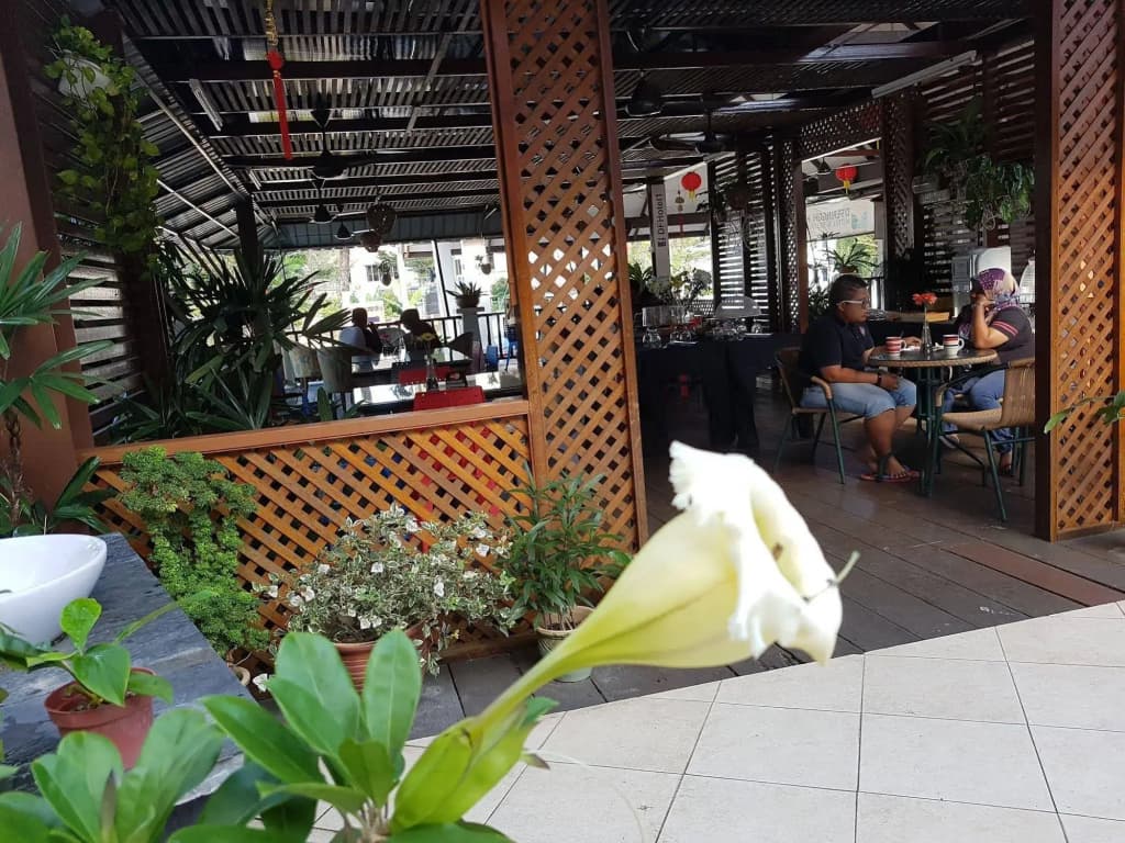 D'Feringghi Haus Hotel & Restaurant - photo 23