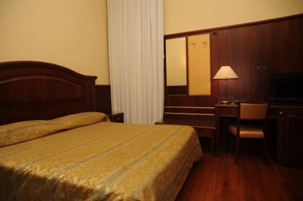 Hotel Valganna - photo 16