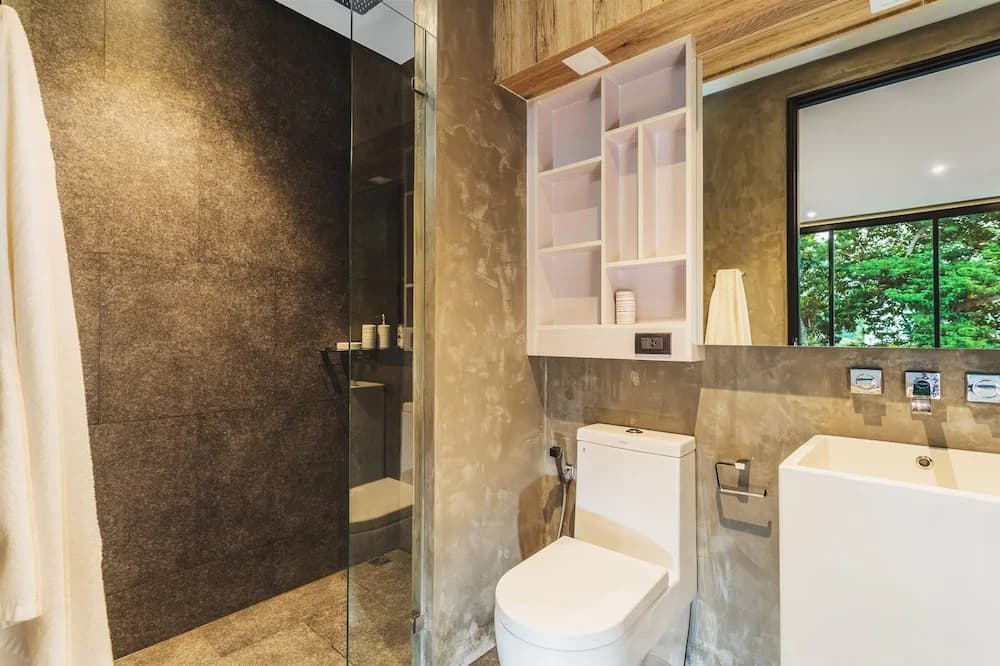 Condo in Nai Harn in ReLife 15-122-211 - photo 8