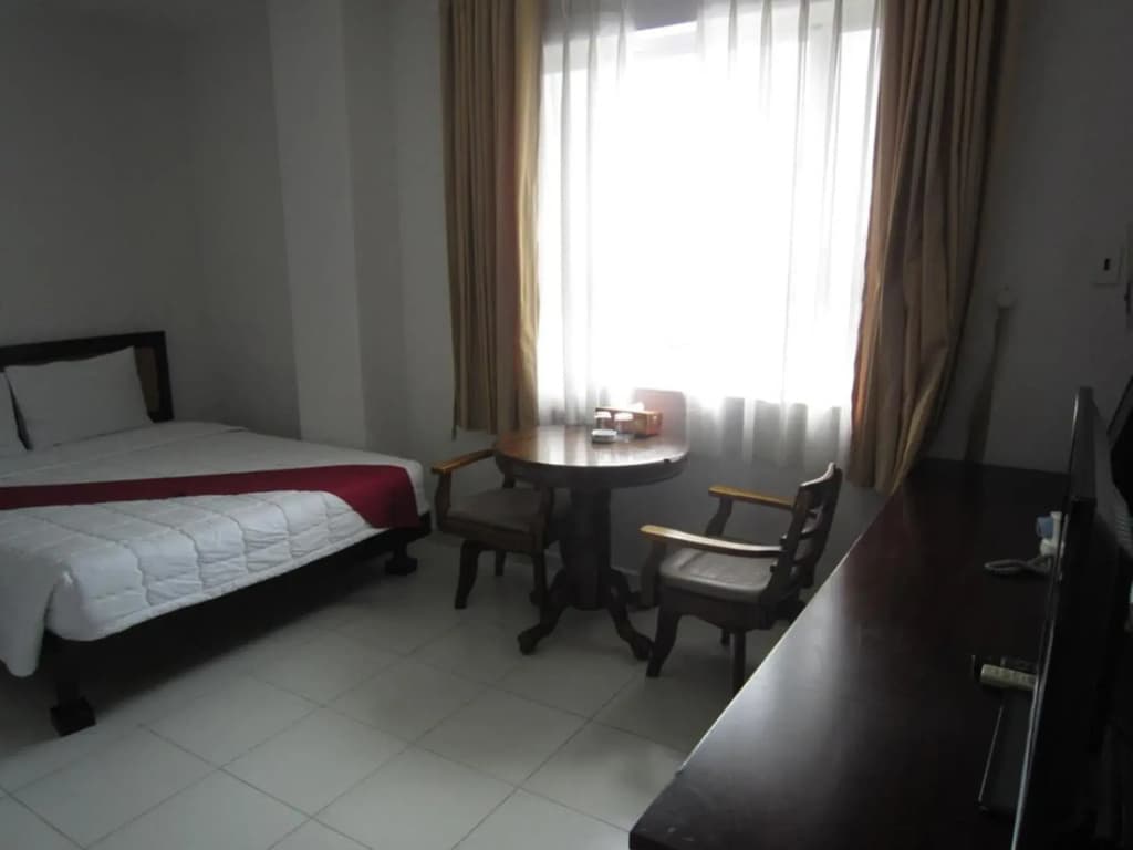 Modern SaiGon Hotel 2 - photo 5